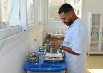 سايحي: مخدر جراحة الأسنان متوفر بالمستشفيات..