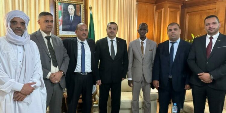 عرقاب يستمع لانشغالات برلمانيين