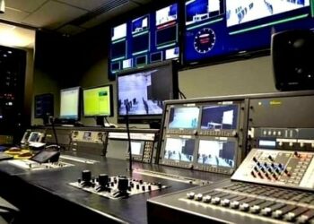 حماية قنوات السمعي البصري من سلطة المال ورجال الأعمال