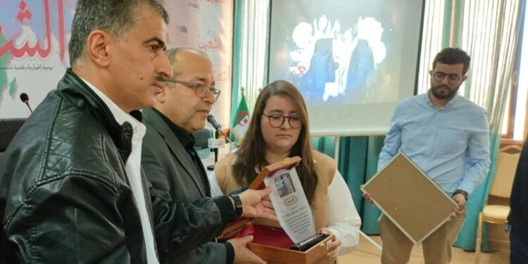 اشادة كبيرة بمسار مدير “الشعب” الأسبق فنيدس بن بلة