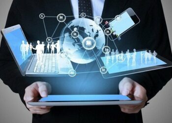 أساتذة ومختصون: خطوات استباقية لإنجاح مشروع رقمنة التعليم