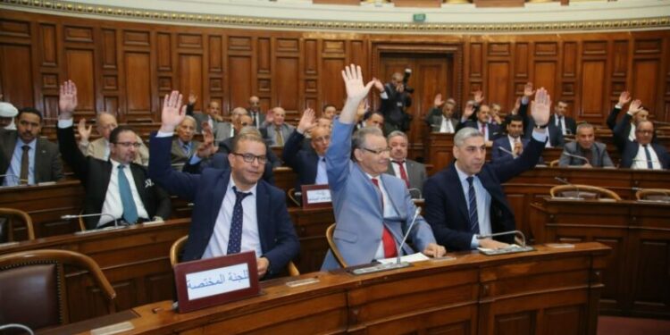 المصادقة على قانون قواعد المحاسبة العمومية والتسيير المالي