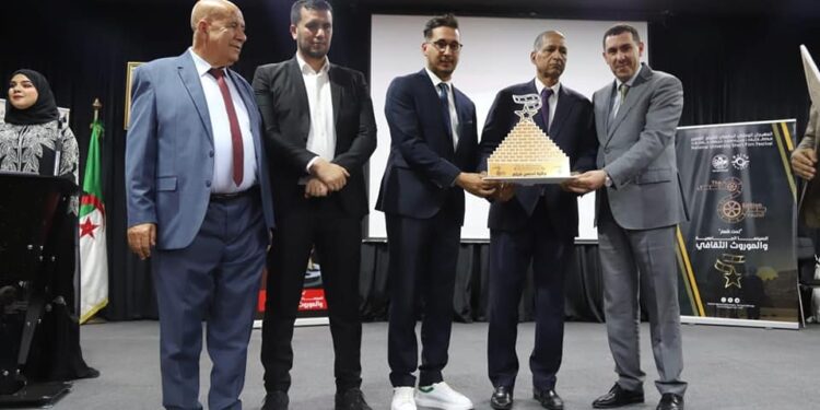 “من أجل أبي” يتوج في المهرجان الجامعي للفيلم القصير بباتنة