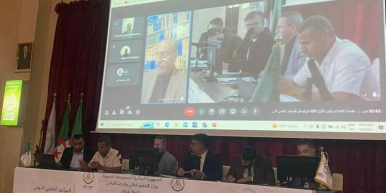 المواطنة الرقمية في الجزائر.. أخلاقيات ومحاذير