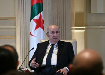 مجدك يا جزائر..