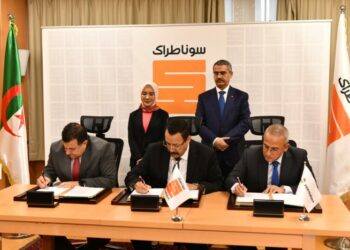 سوناطراك تُوقّع عقد محروقات مع “بيرتامينا” و”ريبسول”