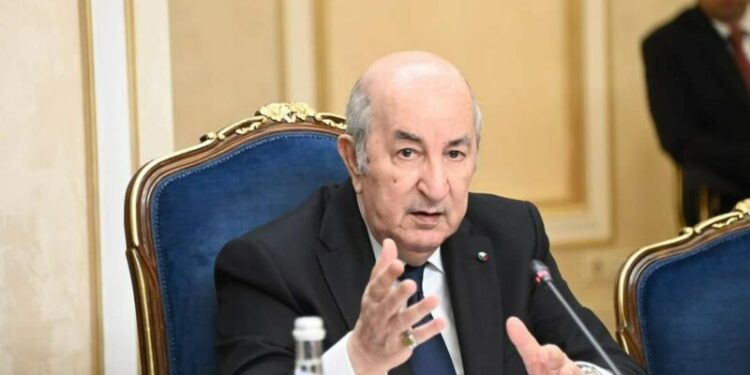 الرئيس تبون يلتقي أفرادا من الجالية الوطنية بروسيا