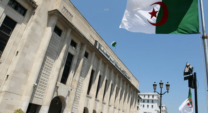 مناقشة مشروعي قانوني التقاعد والأعياد في البرلمان غدا