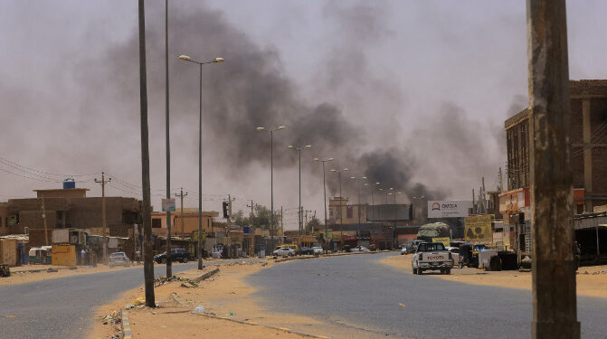 2.5 مليون شخص بين نازح ولاجئ جراء النزاع الدائر بالسودان