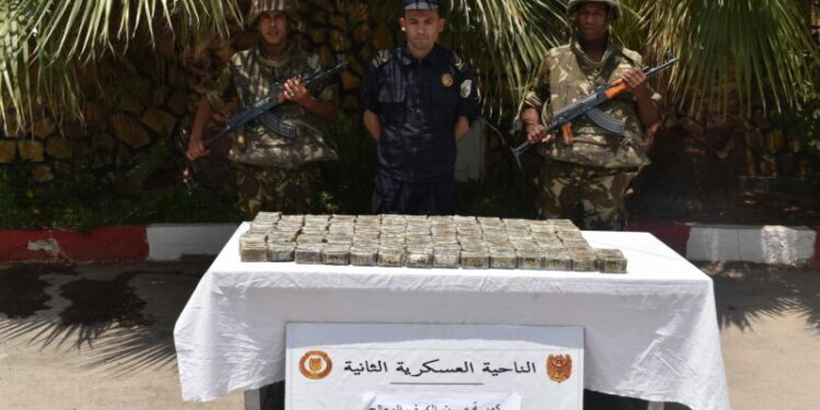 إحباط محاولات إدخال قنطار و64 كلغ كيف معالج من المغرب
