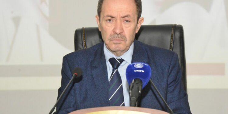 بلعابد: رئيس الجمهورية يولي اهتماما فائقا بأسرة التربية والتعليم