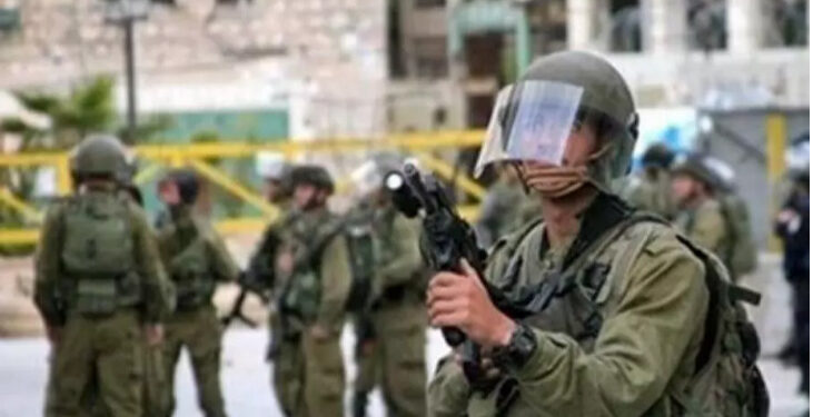 إصابة فلسطينيين برصاص الاحتلال الصهيوني بالضفة الغربية