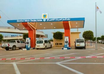 أول محطة شحن السيارات الكهربائية بالجزائر