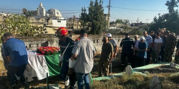 جثمان المجاهد بوسنان بومنجل يوارى الثرى بسكيكدة