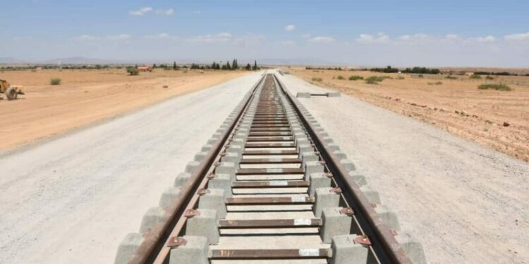خط السكة الحديدية خنشلة-عين البيضاء يساهم في الدفع بعجلة التنمية