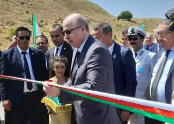الوزير الاول يدعو الى تفعيل وحدات صيانة الطريق السيار شرق-غرب