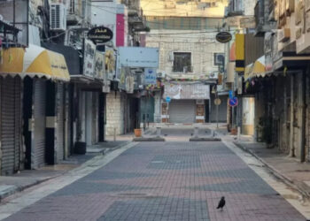 فلسطين.. اضراب شامل حدادا على روح الشهيد محمد جبريل رمانة