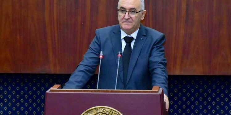 وزير المالية لـ”الشعب”: إجراءات لحماية القدرة الشرائية في قانون المالية 2024