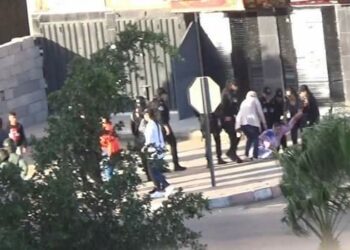 الاحتلال المغربي يقمع وقفة احتجاجية سلمية بالعيون المحتلة تزامنا مع زيارة دي ميستورا