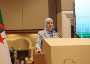 مريم بن مولود محافظة سامية للرقمنة برتبة وزير
