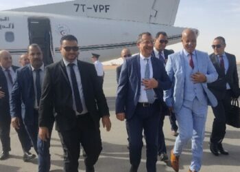 وزير الأشغال العمومية والمنشآت القاعدية بتندوف