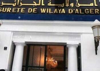 أمن حسين داي يوقف 12 شخصا
