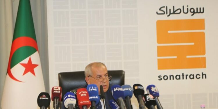 حشيشي يعرض خارطة طريق تطوير “سوناطراك”
