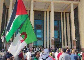 توافد كبير للمواطنين قبل بدء مسيرات نصرة فلسطين