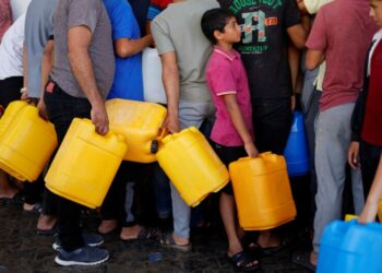 مليونا شخص يواجهون خطر الموت بسبب نفاد المياه بغزة