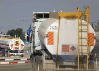 دخول 7 شاحنات من الوقود إلى قطاع غزة