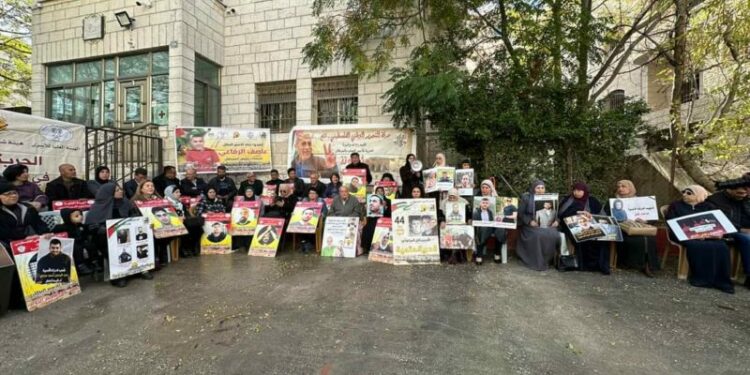 نادي الأسير الفلسطيني يصدر قائمة الأسرى الذين سيتم تحريرهم