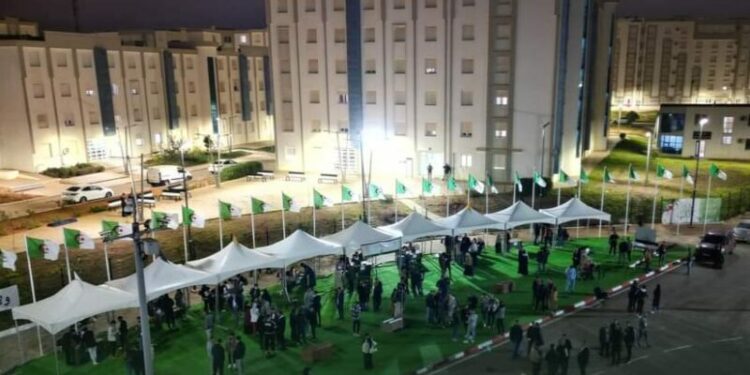 وزير الصيد البحري يشارك في منتدى شباب الجزائر