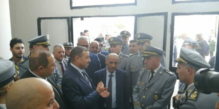 المدير العام للجمارك الموريتانية يزور المدرسة العليا للجمارك بوهران