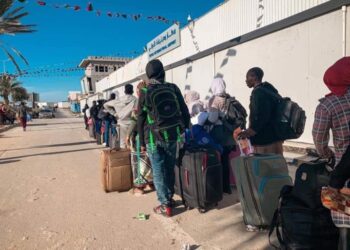 الجامعة العربية تدعو إلى احترام كرامة المهاجرين