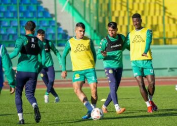تدريبات شبيبة القبائل بملعب أول نوفمبر