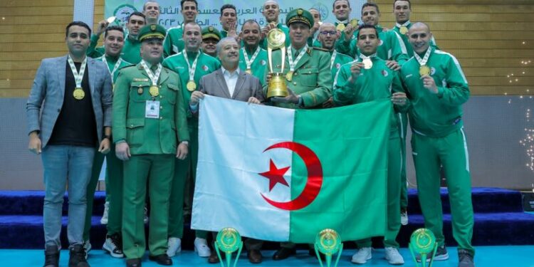 المنتخب الوطني العسكري للكرة الطائرة يتوج بالذهبية في السعودية