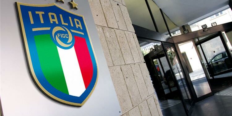 الاتحاد الإيطالي يهدد بطرد أندية كبيرة من البطولة