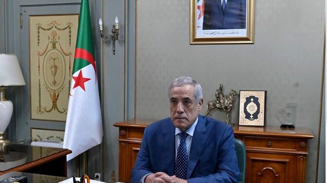 الوزير الأول يشرف على افتتاح المنتدى الوطني للمجتمع المدني