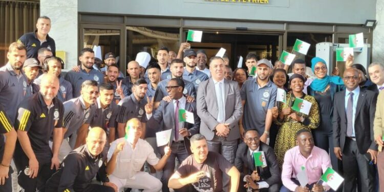 صورة عناصر المنتخب الوطني بمقر اقامتهم بـ "لومي"
