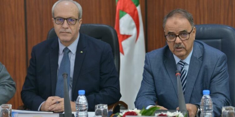 12.5 مليون مواطن يملكون البطاقة الذهبية