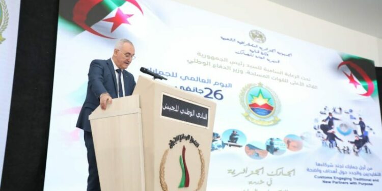 فايد يؤكد على أهمية الإسراع في التحول الرقمي للجمارك
