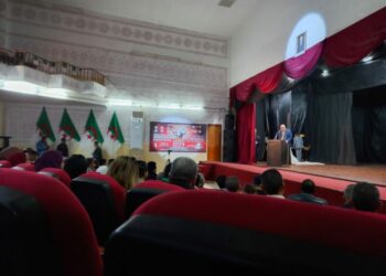 17 دولة تشارك في مهرجان المونودراما النسائي بالوادي