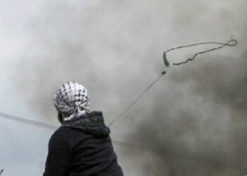 مواجهات بين فلسطينيين وقوات الاحتلال شمالي رام الله
