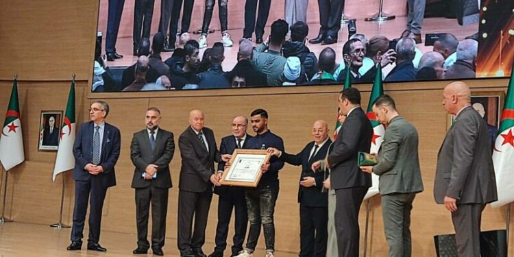 ربيقة: الجزائر تحيي يوم الشهيد بمظاهر الإعتزاز والإفتخار