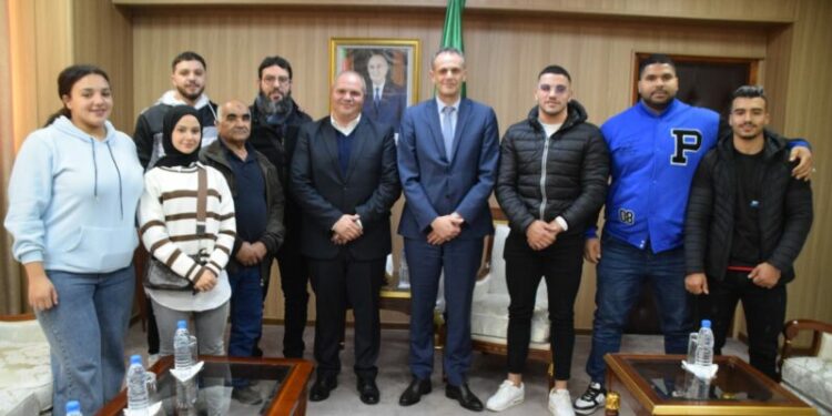 حماد يستقبل منتخب رفع الأثقال