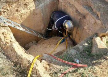 إنقاذ شخص سقطت عليه صخرة بعين تموشنت