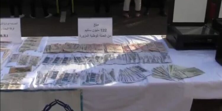 حجز 122 مليون سنتيم مزور بغليزان