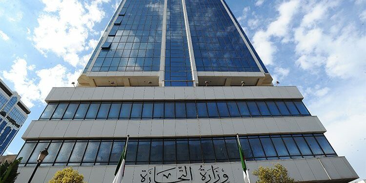 منتجون جزائريون يخفّضون أسعار منتجات غذائية قبل رمضان
