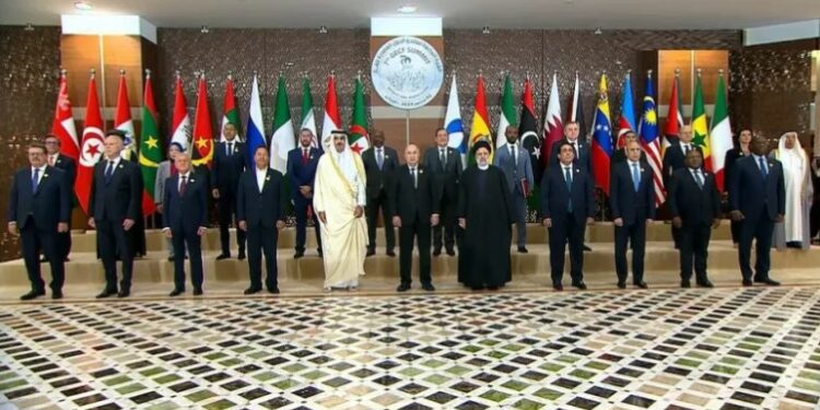 قمة الغاز.. الرئيس تبون يستقبل ضيوف الجزائر