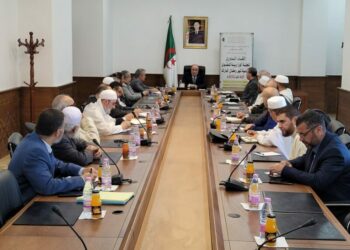 “الفتوى حضوريا”.. تطبيق جديد لفائدة طالبي الفتوى